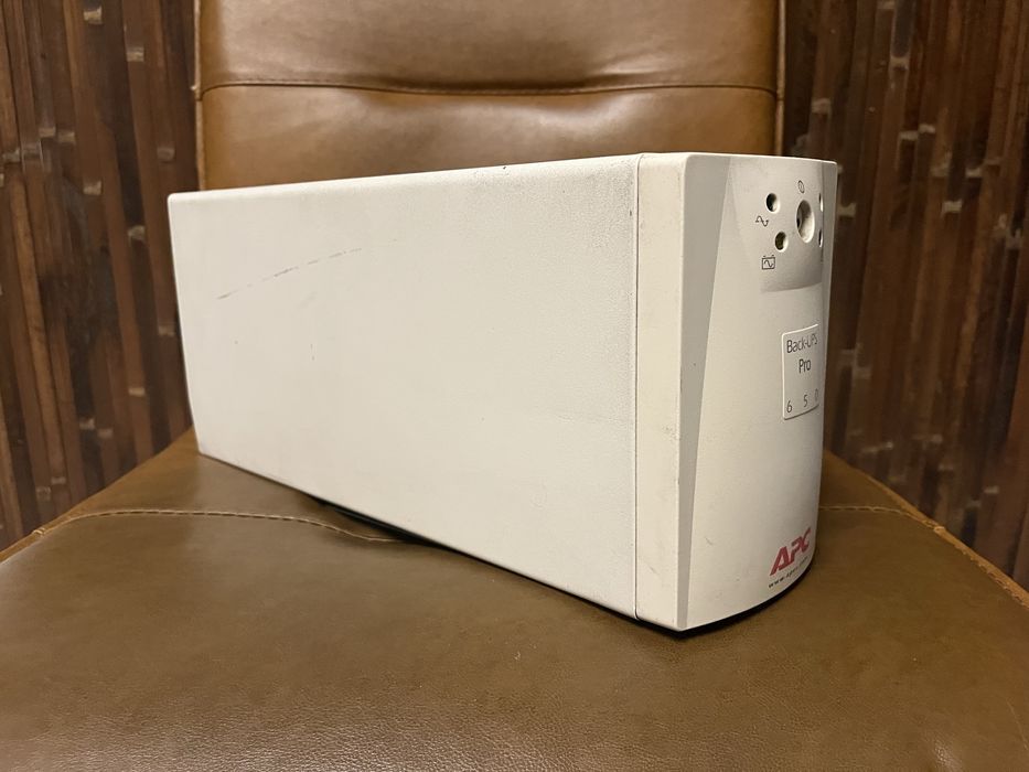 Джерело безперебійного живлення БЕЗ акумулятора APC Back-UPS Pro 650