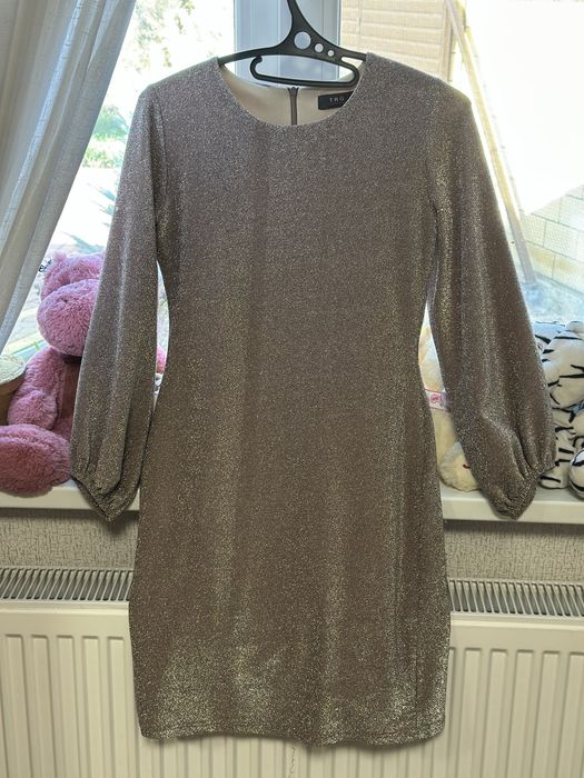 Сукня кокт-на, темний беж, трикотаж з люрексом, на підкладці, р 40-44