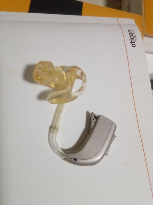 Продам новий слуховой апарат Oticon.Отдам на 50%дешевле риночной цени.