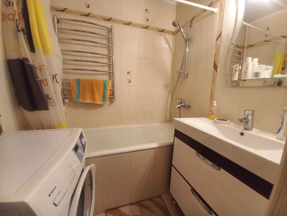 Продам 4-кім квартиру АВТОНОМНЕ ОПАЛЕННЯ. вул. Небожинського.