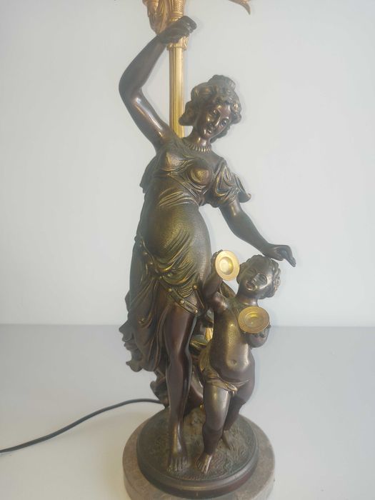 Candieiros de mesa em Bronze
