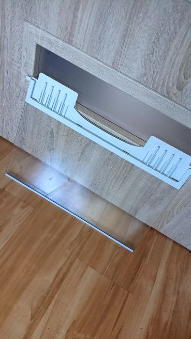 Szklane półki do lodówki Ariston hot point