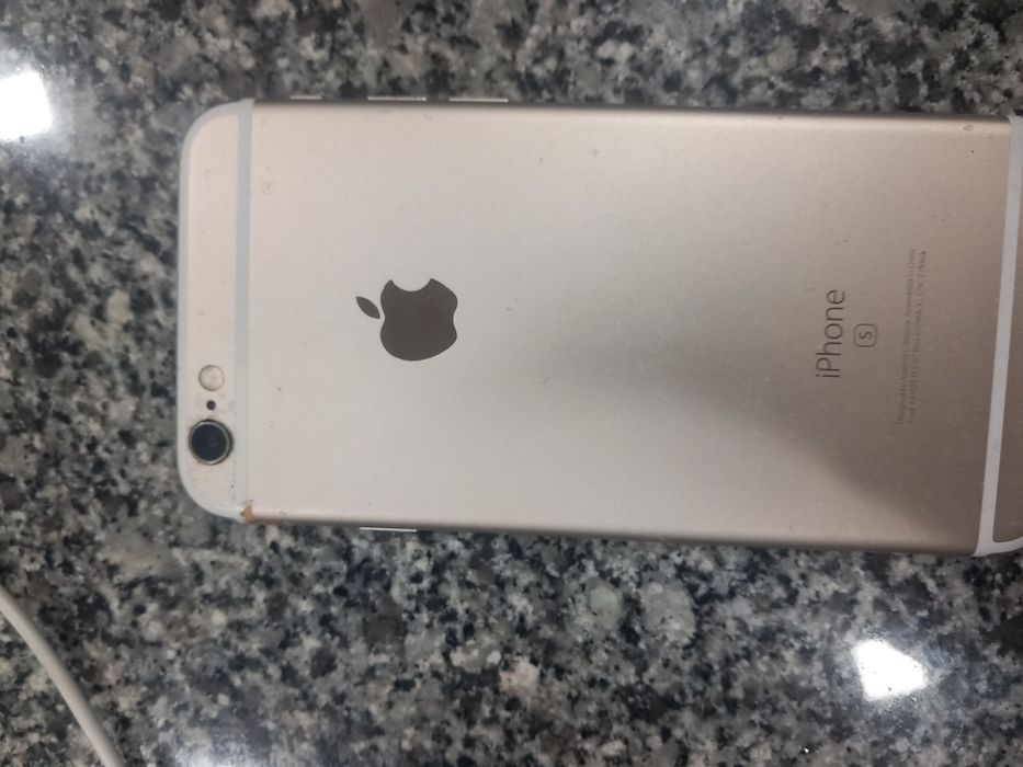 Vendo IPhone 6s como novo