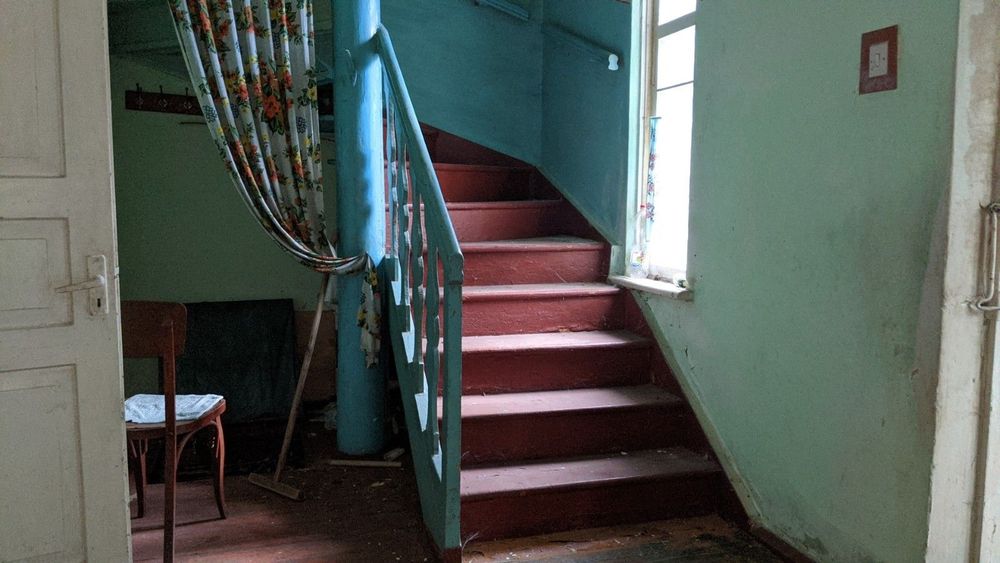 Продам будинок коло річки,в центрі міста