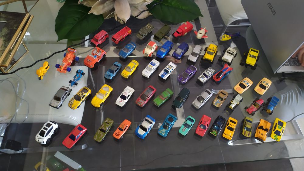Carros miniaturas várias marcas antigos