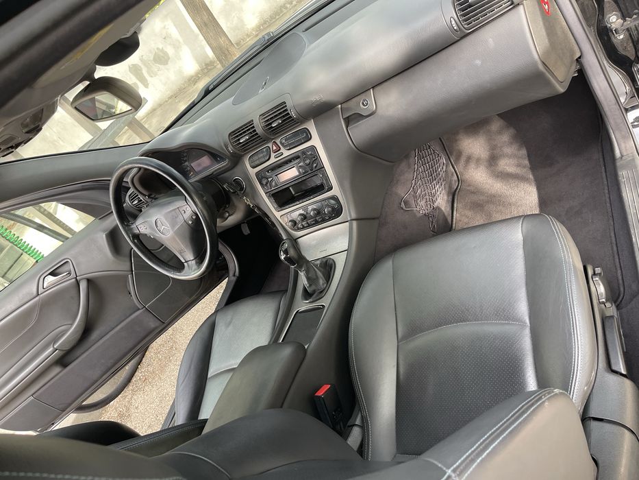 Mercedes C220 CDI Sport Coupé nacional (W203)