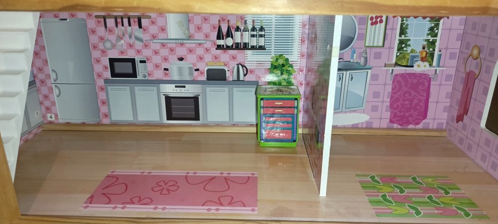 Domek dla lalek wys. 65 cm