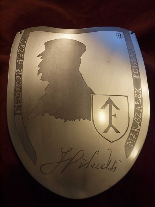ryngraf pamiątkowy Józef Piłsudski herb KOŚCIESZA do szabel, unikat
