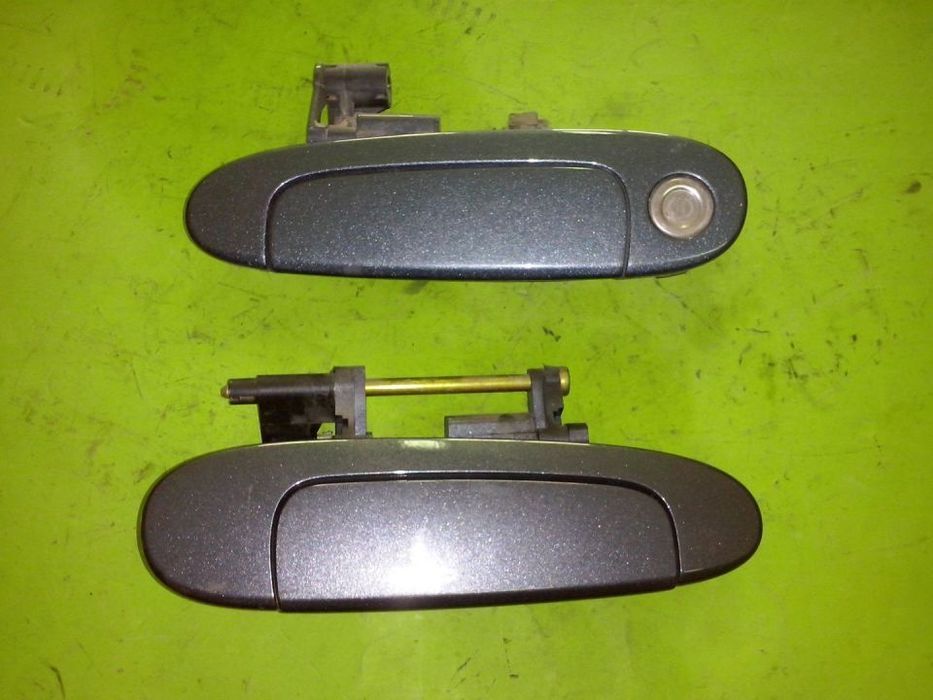 Puxadores de porta originais Toyota Yaris 1º modelo