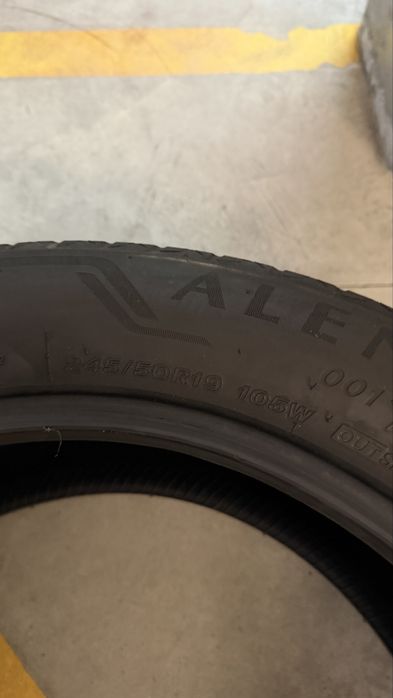 4 Pneus Bridgestone Alenza 245/50 R19 BMW X3, X4