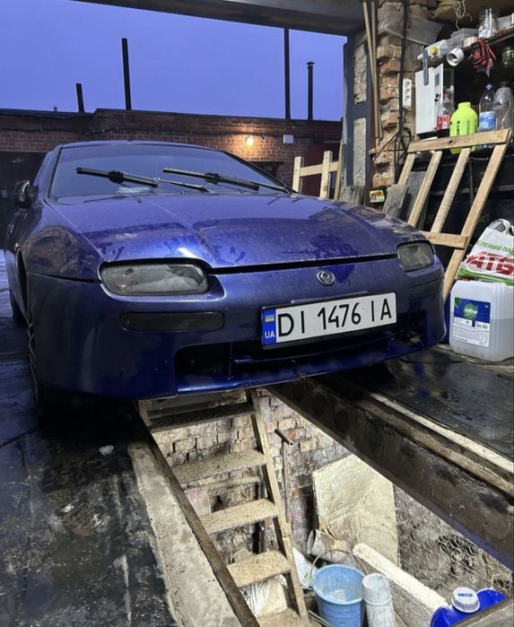 Продаю mazda 323 продаж терміновий
