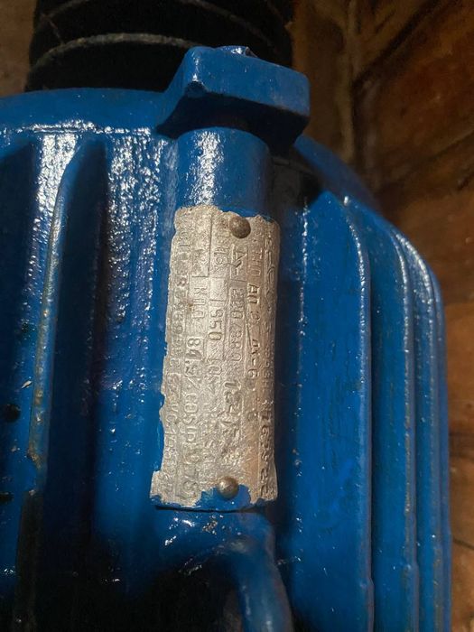 электродвигатель ао2 41-6 3 квт 950 обертів в робочому стані