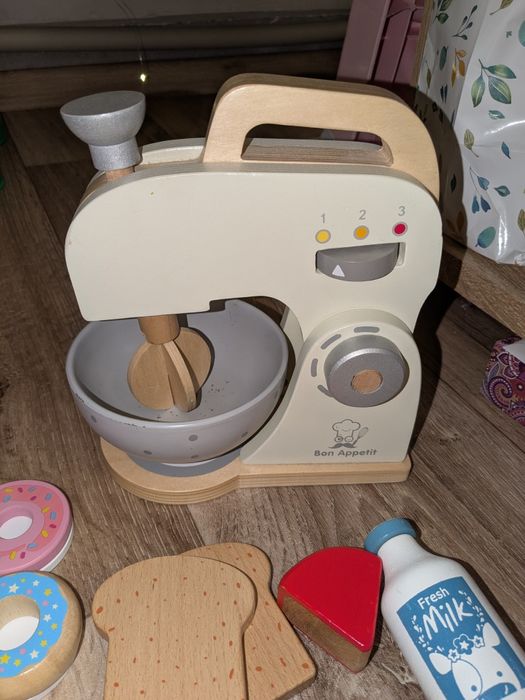 Іграшки для дитячої кухні