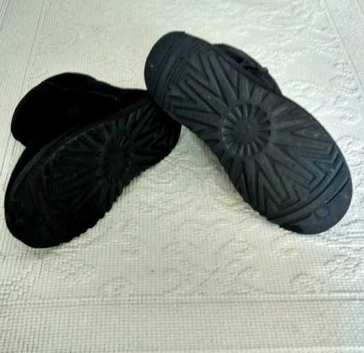 Угги зимние женские  Koolaburra Ugg черные