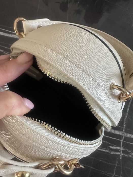 Нова сумочка ,вмістка