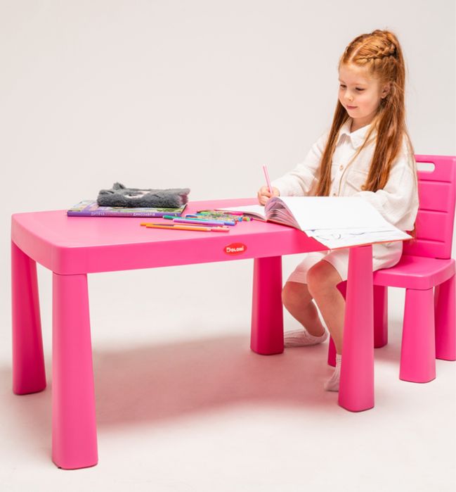 Стіл стул та конструктор. Доставка