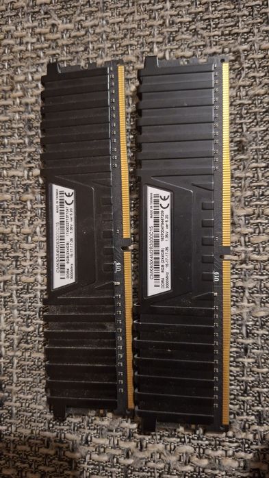 Corsair Vengeance LPX DDR4 8 GB (2×4 GB) 3000 MHz CL15.