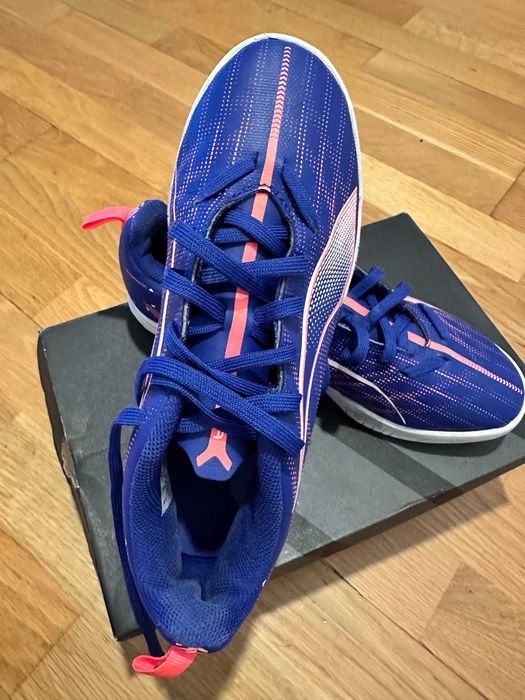 Sapatilhas de Futsal / Pavilhão PUMA Ultra – Azul/Rosa – Tam. 37