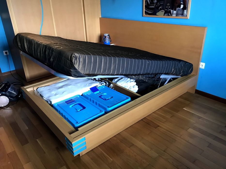 Mobilia de quarto juvenil em faia