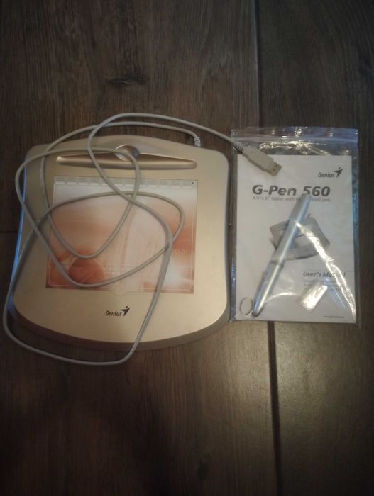 Genius 560 графічний планшет зі стілусом для малювання