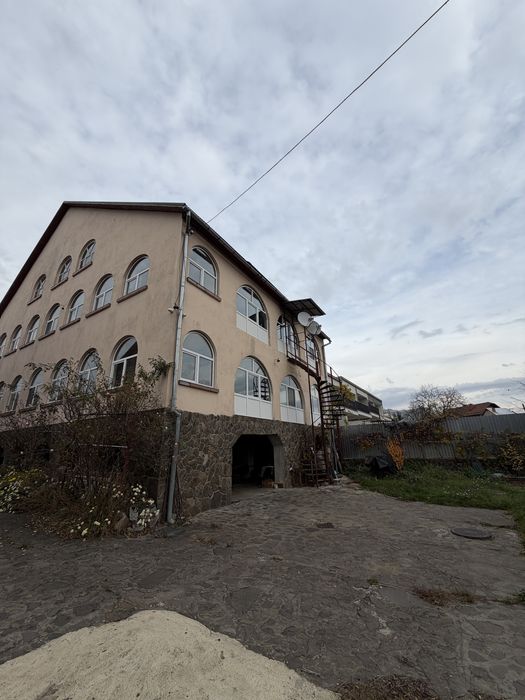 Дом по адресу ул. Соборная (площадь 360 м²) - Atlanta.ua - фото 2