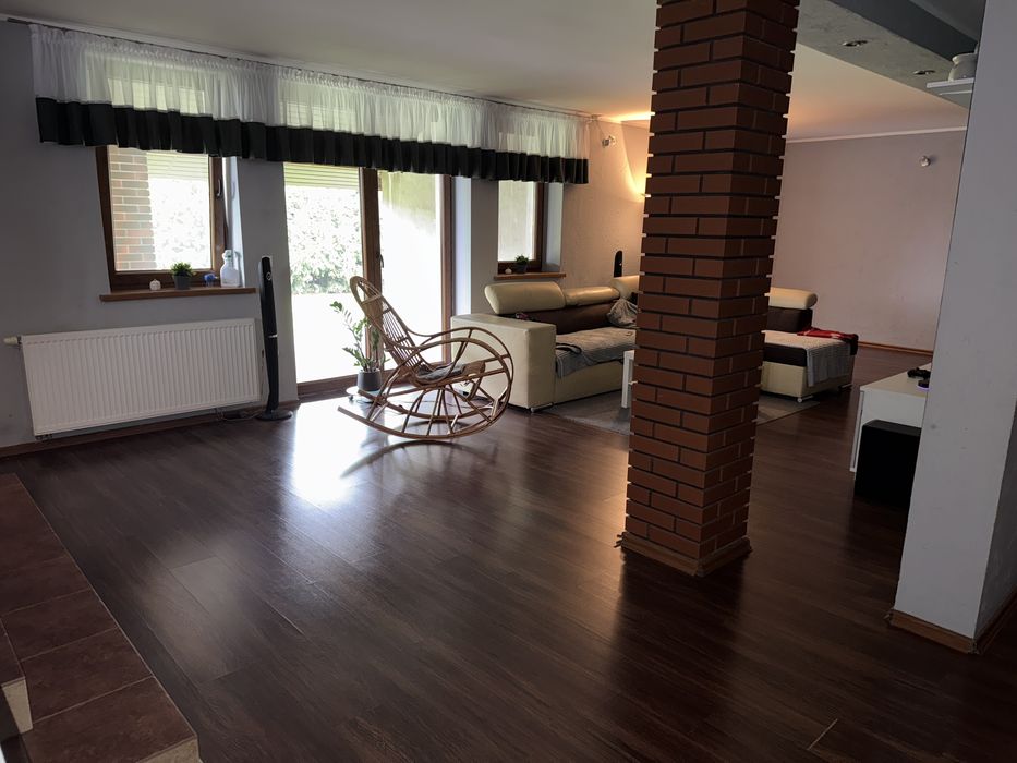 Duży dom 360 m² na działce 0,44 ha – Wola Koszucka-Parcele, gm. Słupca