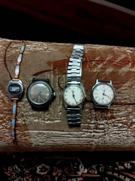 Часы наручные  продам