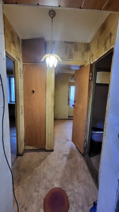 Продаж 1кв на проспекті Центральний