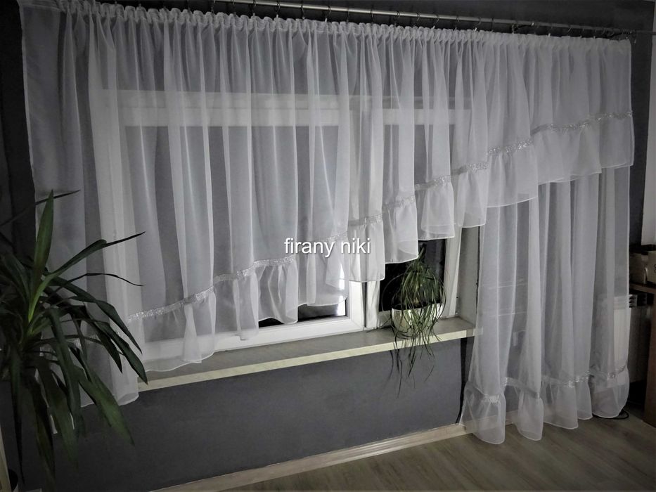 firana balkonowa skos falbany