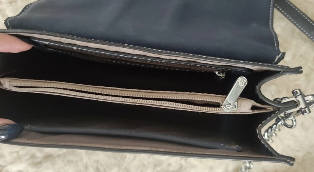 Oryginalna torebka Bessie London