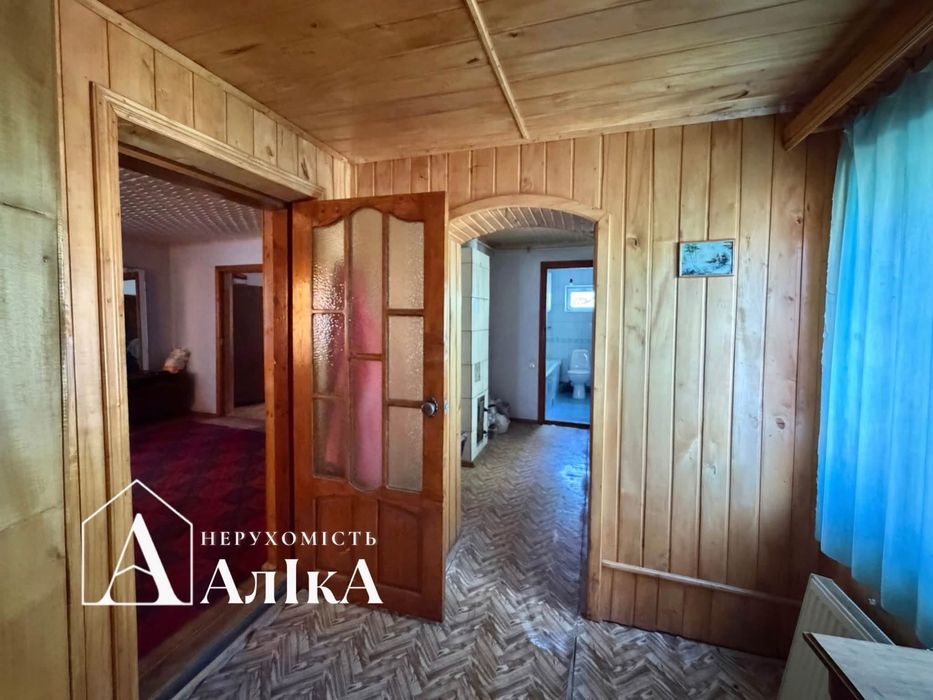 Продам великий будинок на два входи