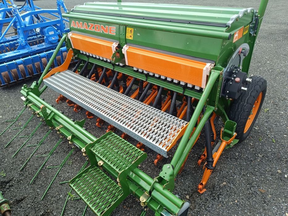 Siewnik Amazone D9