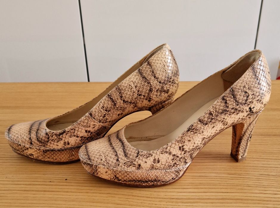 Buty damskie na obcasie