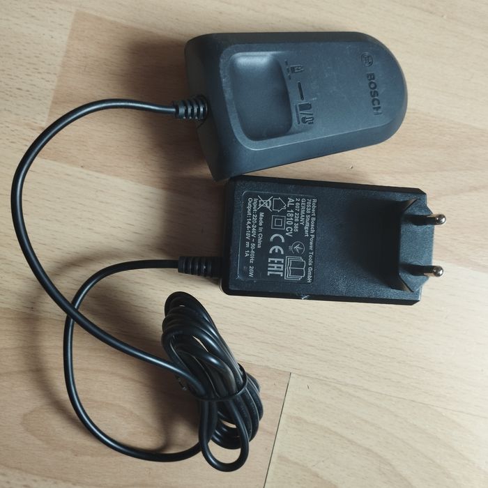Ładowarka BOSCH AL 1810 CV,sprawna,14,4V i 18V