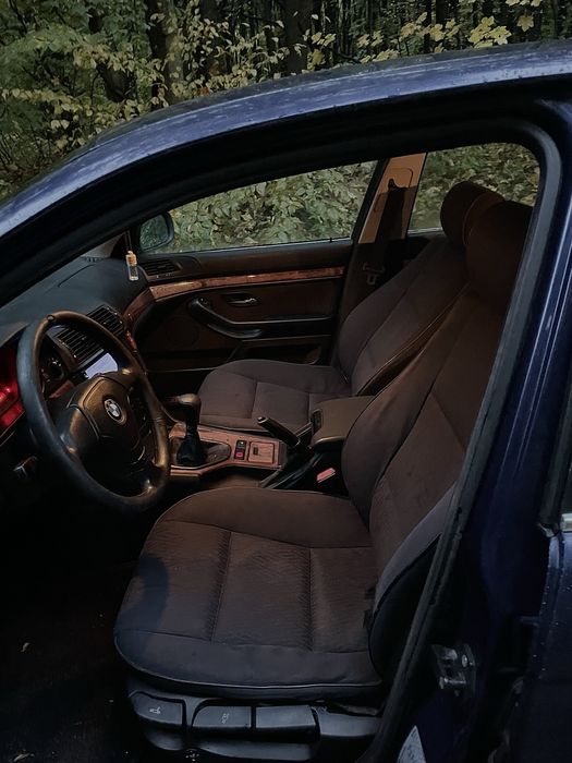 BMW E39 525tds MT