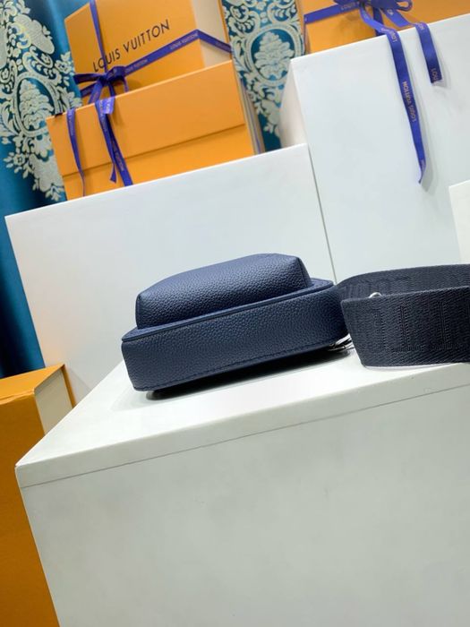 Louis Vuitton Avenue Slingbag PM LV Aerogram (Navy Blue).