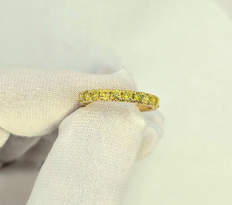 Кольцо с желтыми бриллиантами 0.60 карат