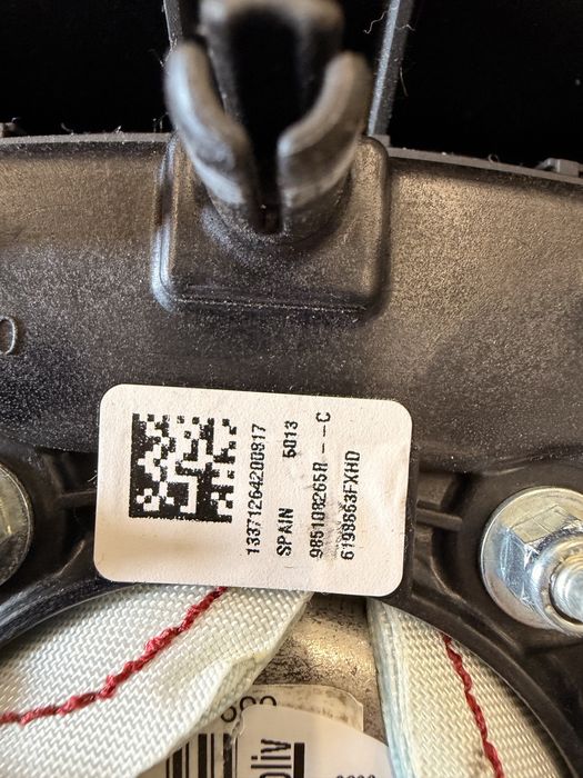 Airbag pasy napinacze poduszki captur I renault