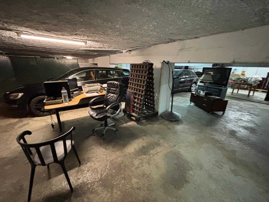 Garage Para varios carros ou como depósito