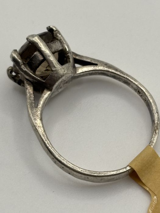 Pierścionek z kwarcem dymnym 0070