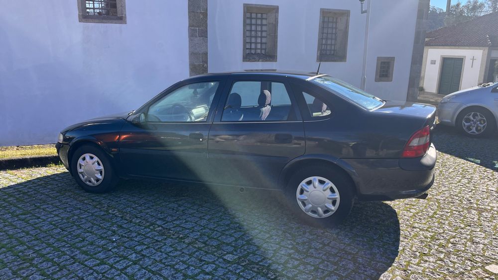 Astra 1.6 16v impecável