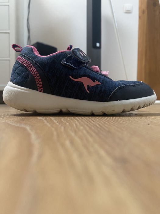 Buty sportowe na rzep dla dziewczynki rozm.26 Kangaroos