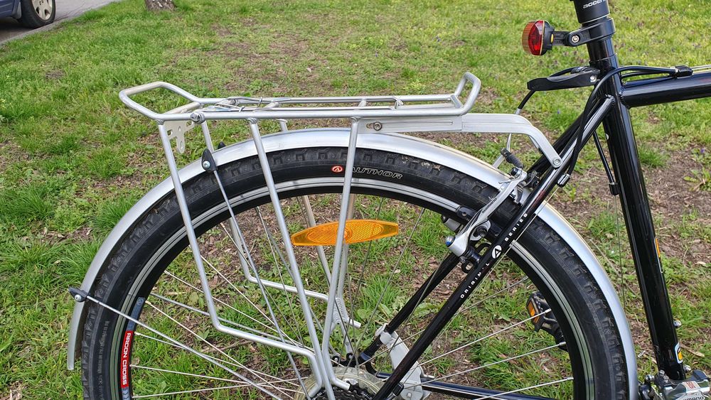 Rower AUTHOR PRIME, Rama 20 cali, koła 28 cali