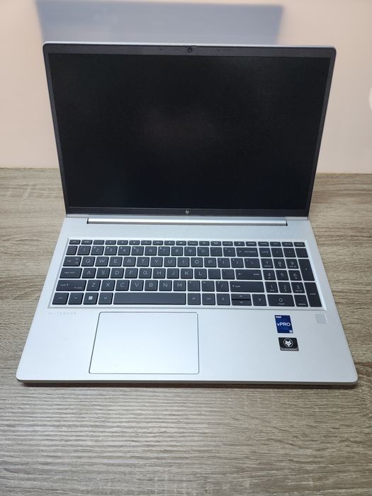 Ноутбук Hp Elitebook 650 g9 intel i5 -1245u  16 Gb
