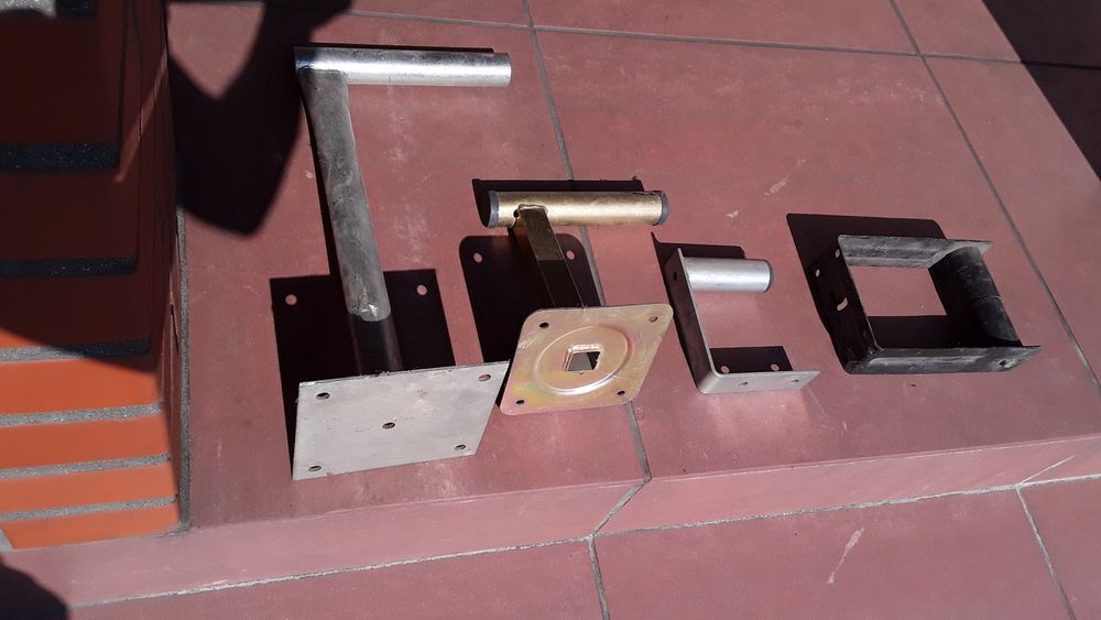 Uchwyt antenowy wysiegnik