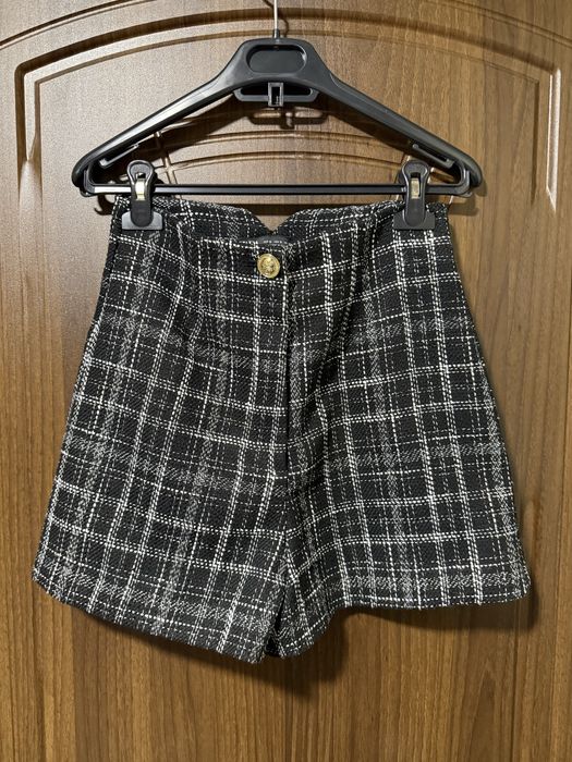 Шорти Zara S твідові шорти з зрлотим гудзиком, висока посадка