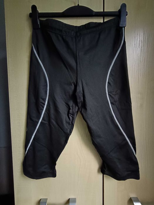 Leginsy sportowe 3/4 czarne Newline 40 L S2