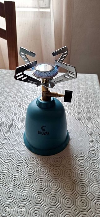 Fogão camping gas novo com garrafa nova