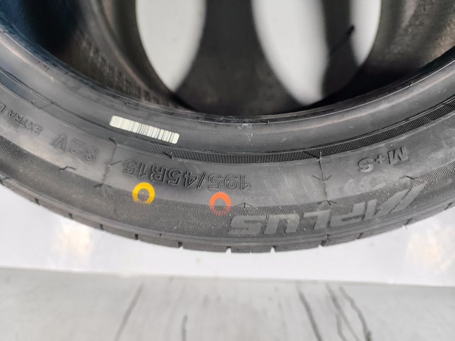 2 pneus novos 195-45R15 Aplus - Oferta da Entrega em todo o país