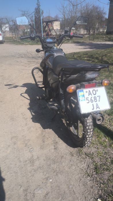 Продам мотоцикл спарк 125